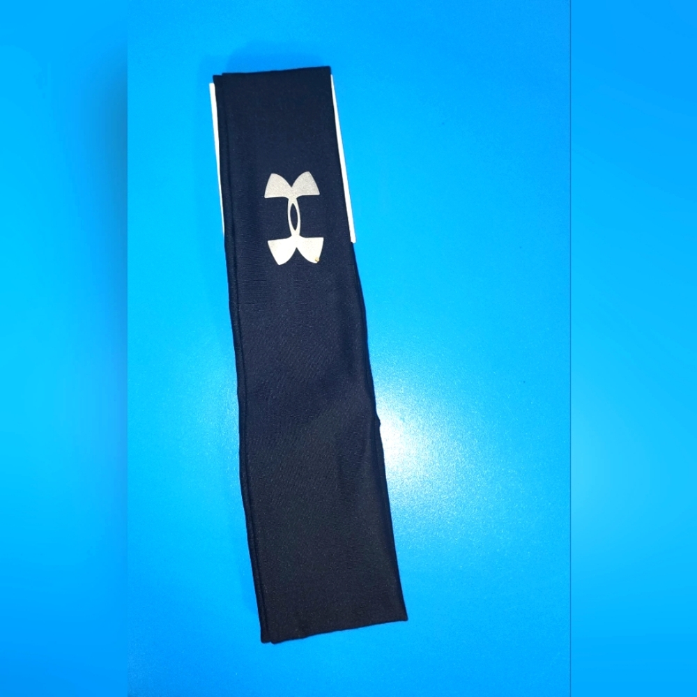 Under Armour headband